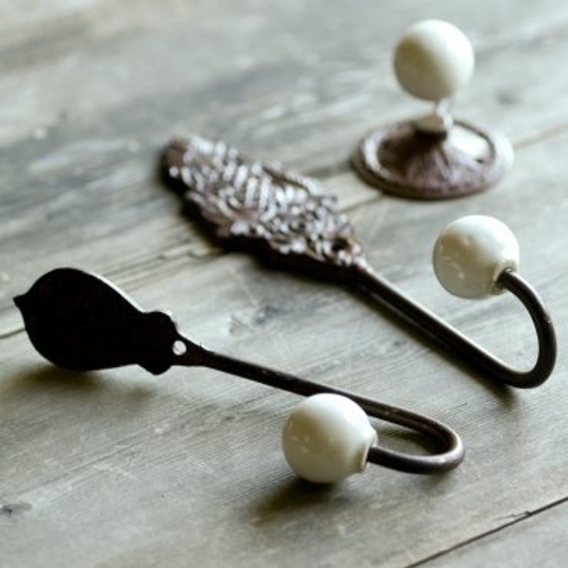 British n & amp; kuku cast ceramic hook (Lever ball) - Wall Décor - Other Metals White