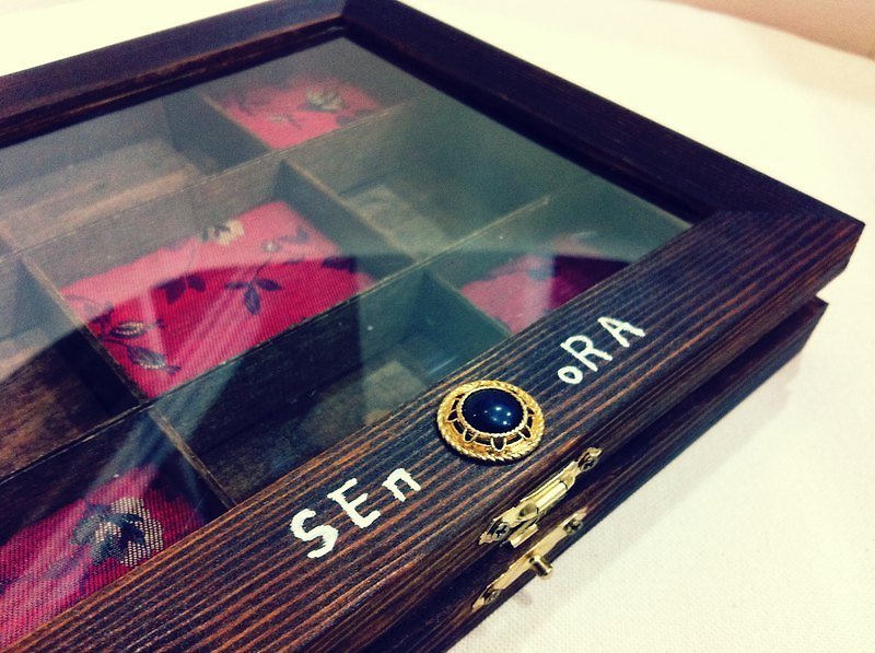 <SEnoRA creation Bracelet> transparent square wooden handmade treasures - Items for Display - Wood 