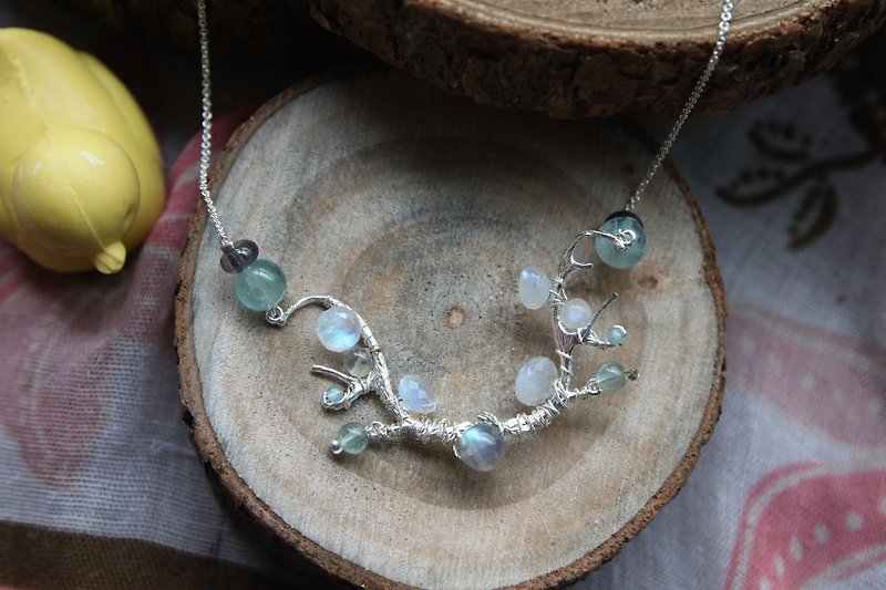 Blu-ray quality natural fat over the United States teardrop-shaped with Aquamarine Stone, cordierite, all through the blue Monique beads Silver necklace antlers, middle natural blue labradorite - สร้อยคอ - เครื่องเพชรพลอย สีน้ำเงิน
