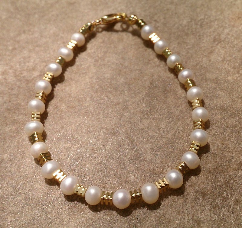 摩洛哥系列：黃銅珍珠手鍊 - 手鍊/手鐲 - 其他材質 白色