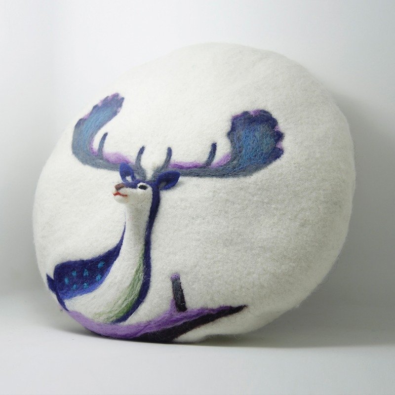 Original handmade wool felt beret painter hat pin felt three-dimensional elk Christmas gift-white - หมวก - ขนแกะ ขาว
