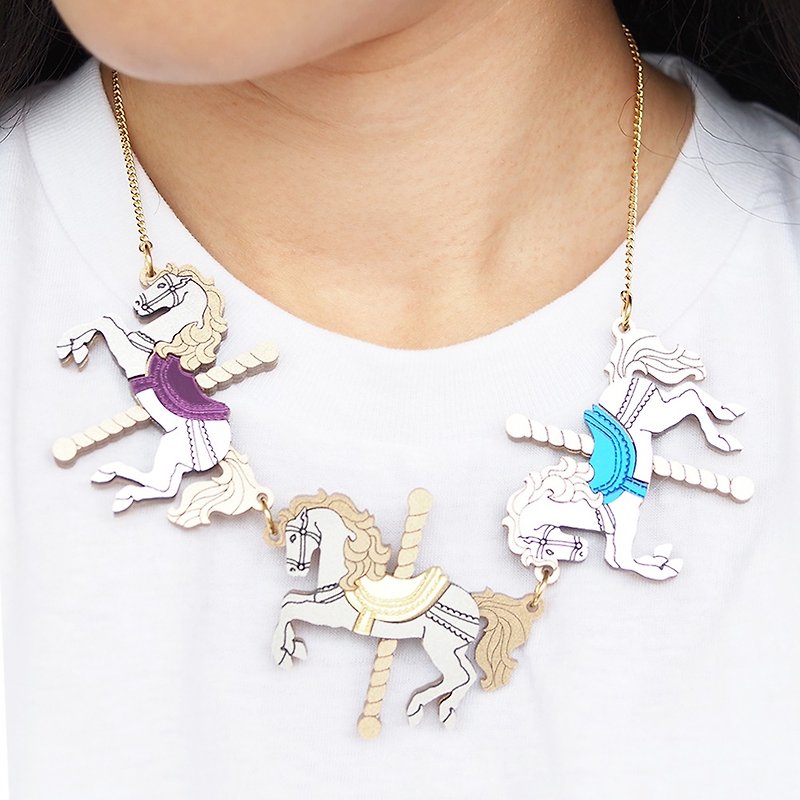 Merry Go Around Necklace - Chokers - Plastic Gold
