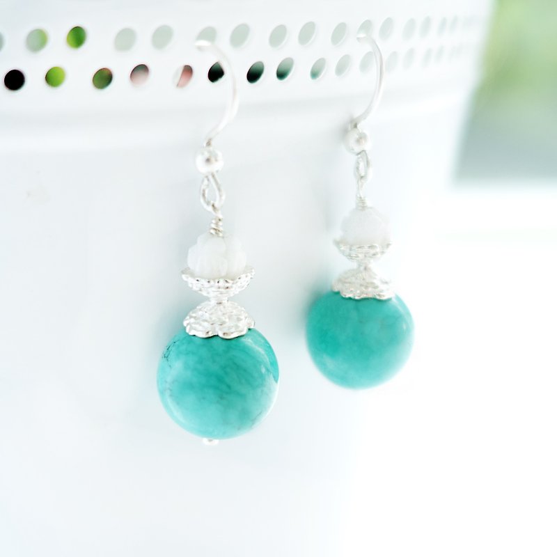 THE SCARED STONES-Limited Turquoise Tridacna Silver Dangle Chandelier Earrings - Earrings & Clip-ons - Other Materials Green