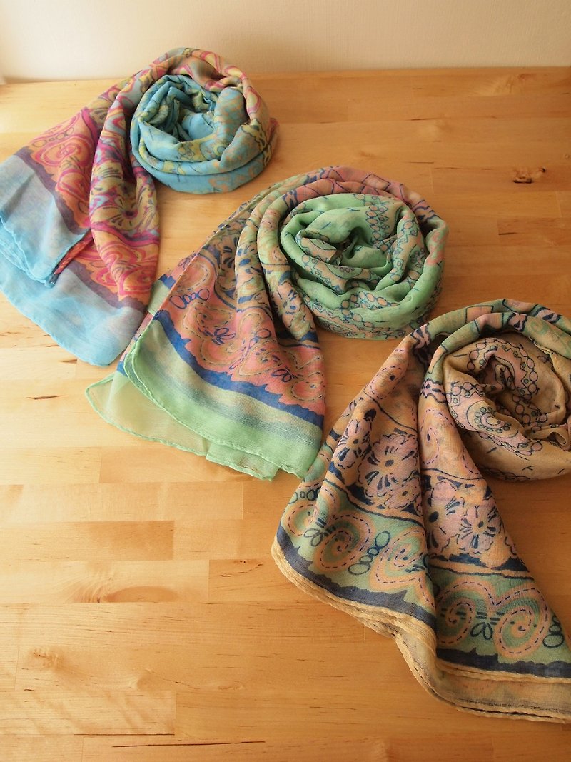 purin select shop retro design totem folk scarf - left blue - Scarves - Plastic Multicolor