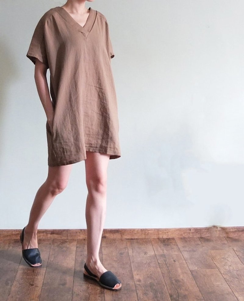 Earth colors cotton V-neck Tee Dress (exclusive stores: Black) - One Piece Dresses - Other Materials 