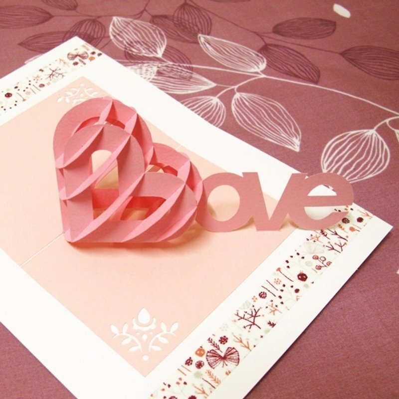立体紙彫刻 バレンタインカード 紙彫刻 ハートラブ - カード・はがき - 紙 ピンク