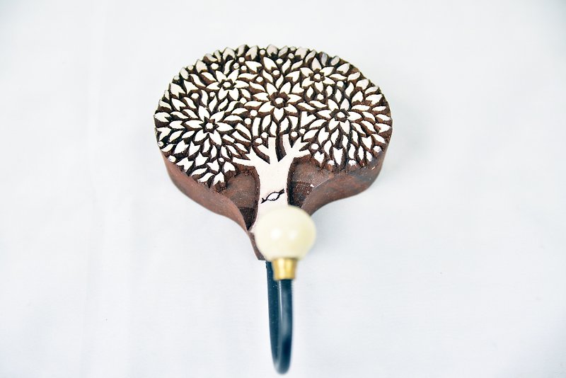 Woodcut trees hooks _ fair trade - Items for Display - Wood Brown