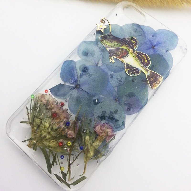 [Lost and find] shining sea fish phone case Phone Case - Phone Cases - Plastic Blue