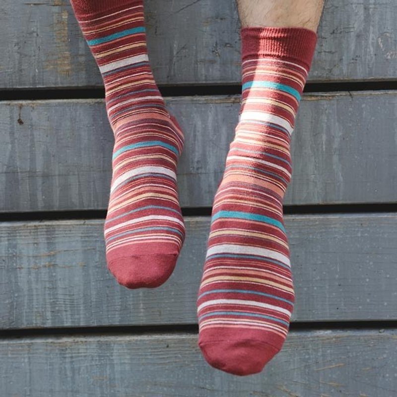 Lin Guoliang Striped Gentleman Socks Brick Red - ถุงเท้าข้อกลาง - ผ้าฝ้าย/ผ้าลินิน สีแดง