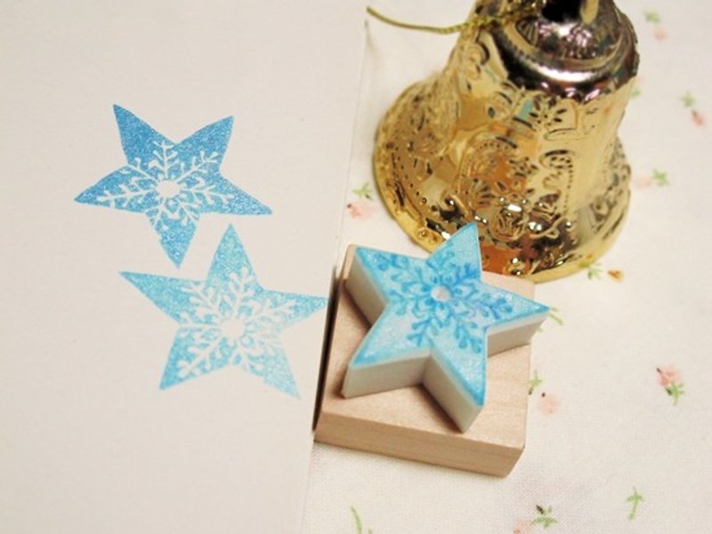 Apu Handmade Stamp Exquisite Snowflake Star Stamp Winter Christmas Model - ตราปั๊ม/สแตมป์/หมึก - ยาง 