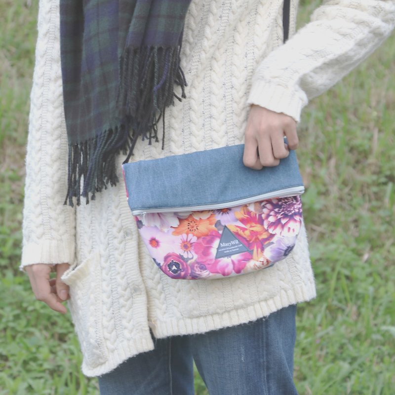 MaryWil Colorful Shoulder Bag-Denim Flowers - กระเป๋าแมสเซนเจอร์ - วัสดุอื่นๆ หลากหลายสี