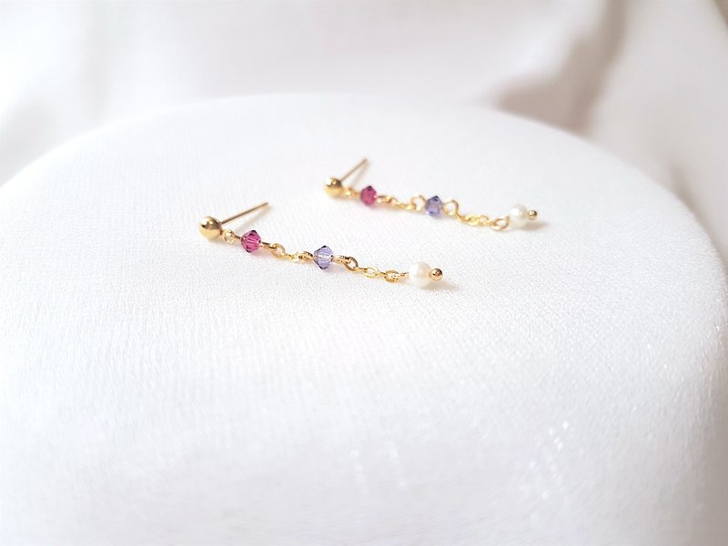 Platycodon flower‧ two-color crystal pearl earrings - Earrings & Clip-ons - Crystal Multicolor