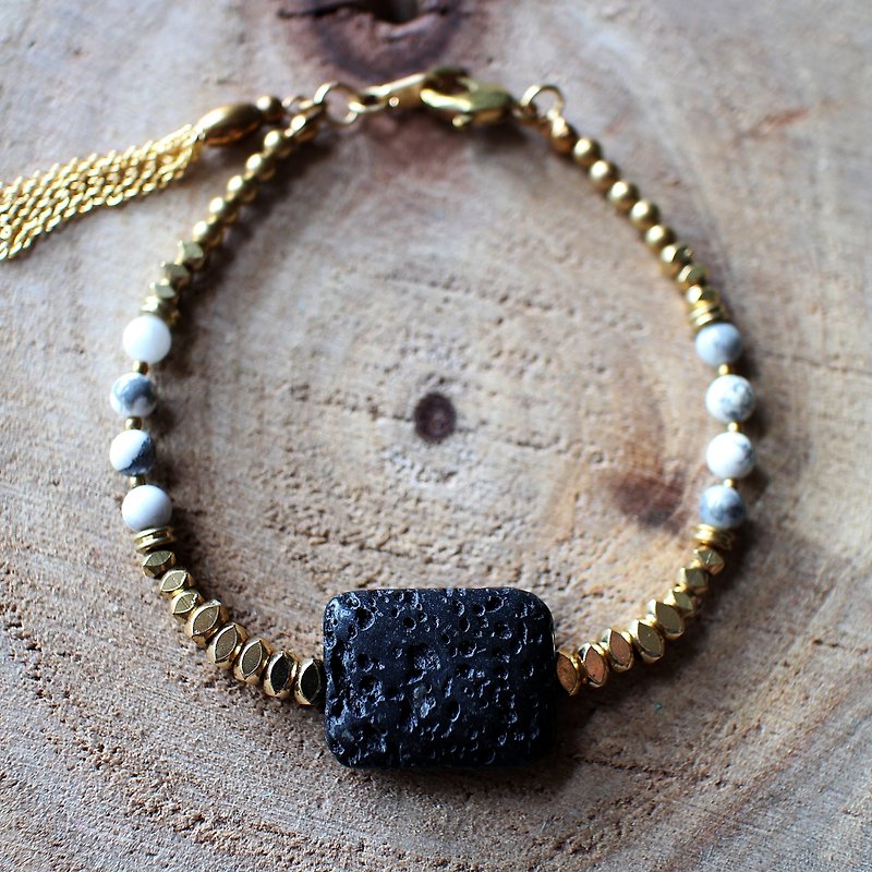 Muse natural wind series NO.70 black lava rectangular brass bracelet - Bracelets - Other Materials Black