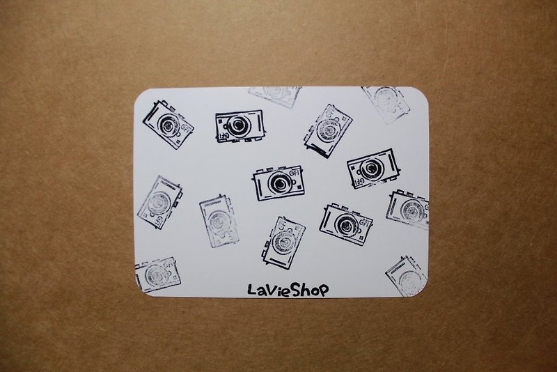 【LaVieShop＊手作雜貨】相機跳跳舞 GF1 微單眼相機 EVIL．手工刻印明信片/卡片．高質感防水相紙 - 卡片/明信片 - 紙 白色