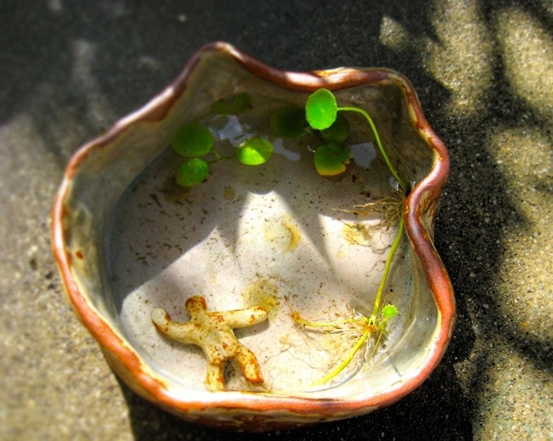 燃える小さな自然の花の修復（ユニーク） - 花瓶・植木鉢 - 陶器 カーキ