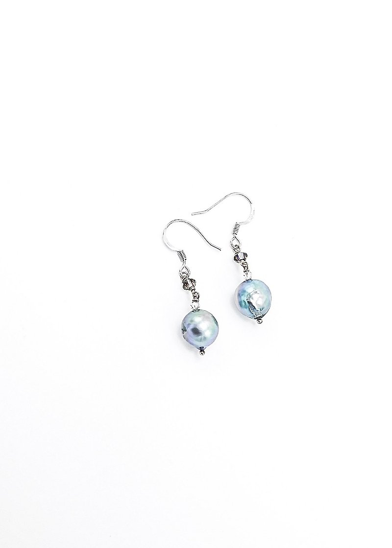 深海的大愛:天然海水珍珠[染色]純銀耳環[全手工製/自然系列/深藍冬夜] - 耳環/耳夾 - 寶石 藍色