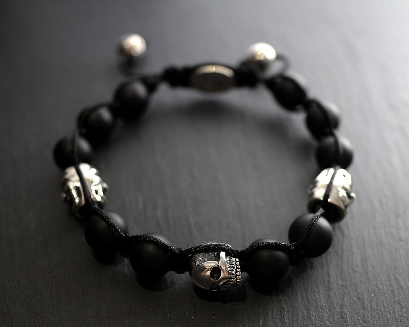 Silver tying crying smiley Skull Bracelet (matte black agate) - Bracelets - Other Metals 