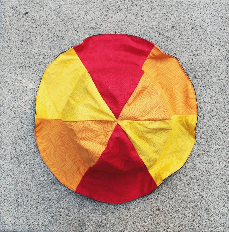 【カーリーカーリー]熱気球/帽子キャップA花（両面摩耗） - 帽子 - その他の素材 多色