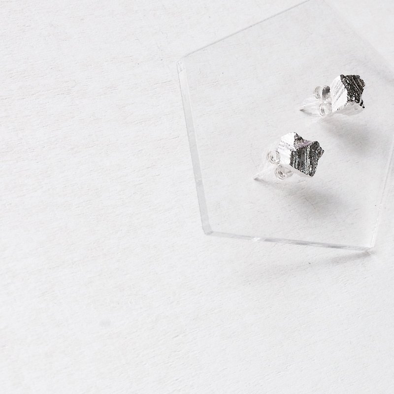 方形小石子耳環 Cube Stone Earring 風景系列 925純銀 - 耳環/耳夾 - 其他金屬 銀色