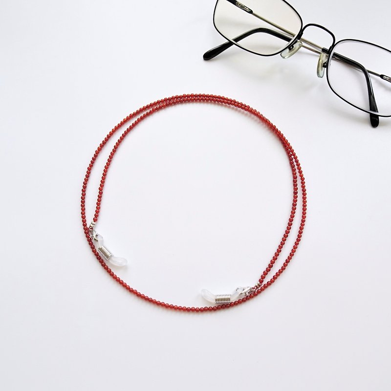 Red Agate Beaded Eyeglasses Holder Chain - Gift for Mom & Dad - สร้อยคอ - เครื่องประดับพลอย สีแดง