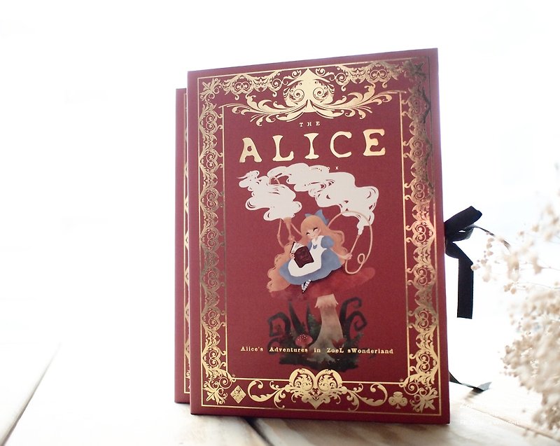 Hardcover vintage book box│ZoeL x Alice in Wonderland│First edition red