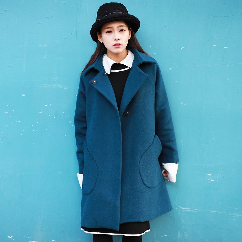 Annie Chen original design peacock blue retro square collar autumn and winter coat long section of female coat jacket - Women's Casual & Functional Jackets - Paper Blue