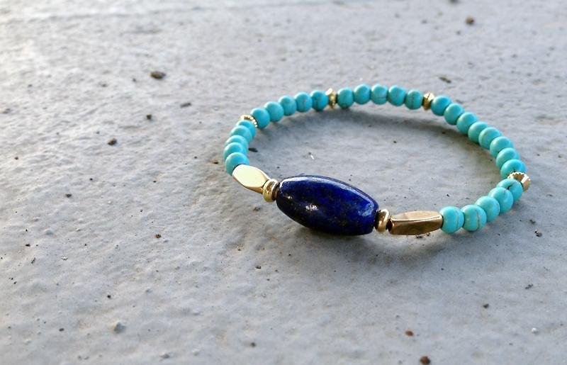 V-CIRCLE natural stone / brass bracelet - small universe - สร้อยข้อมือ - เครื่องเพชรพลอย สีน้ำเงิน