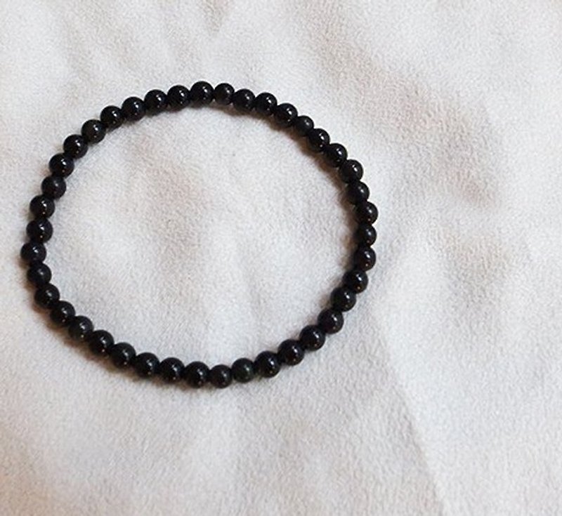 Qixi Handmade 4mm Obsidian Bracelet - งานโลหะ/เครื่องประดับ - วัสดุอื่นๆ สีดำ