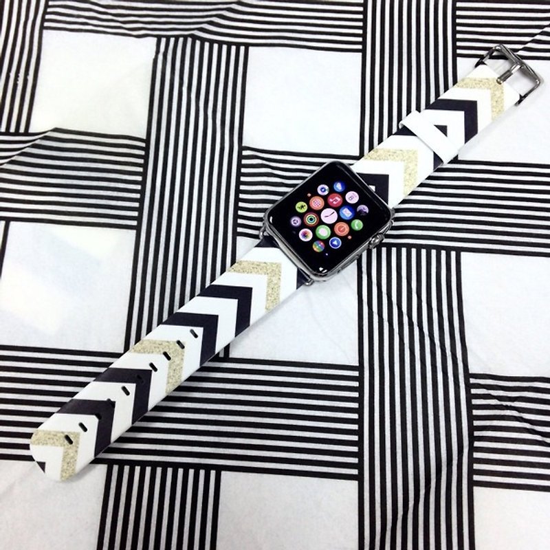 Chevron Pattern Black Printed on Leather watch band for Apple Watch Series 1 - 5 - อื่นๆ - หนังแท้ 