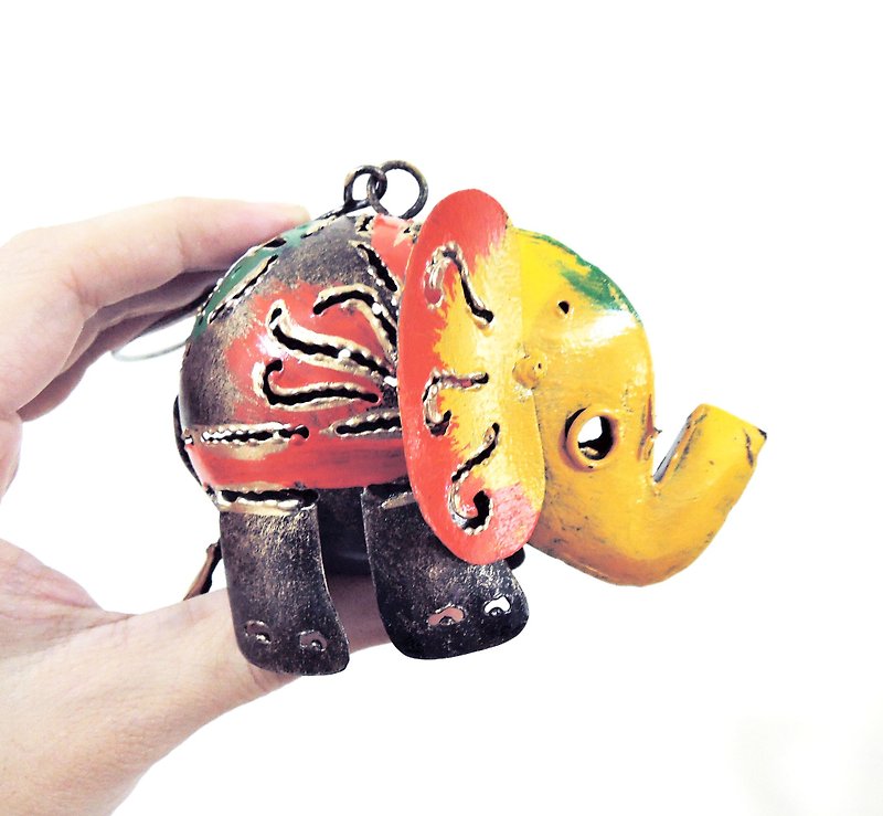 Elephants long nose being spirited orange elephant ornaments decorations - ของวางตกแต่ง - โลหะ สีเหลือง