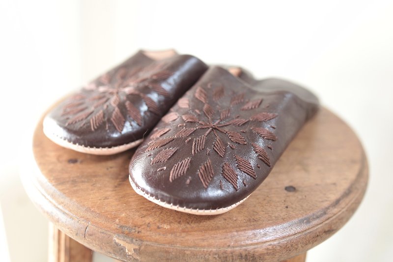Ray Babouche embroidered leather slippers Moroccan sheep - Women's Casual Shoes - Genuine Leather Brown