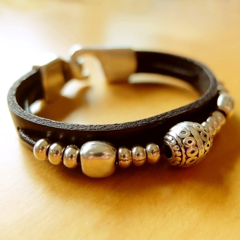 I am not a Pandora silver leather bracelet - Bracelets - Genuine Leather Black