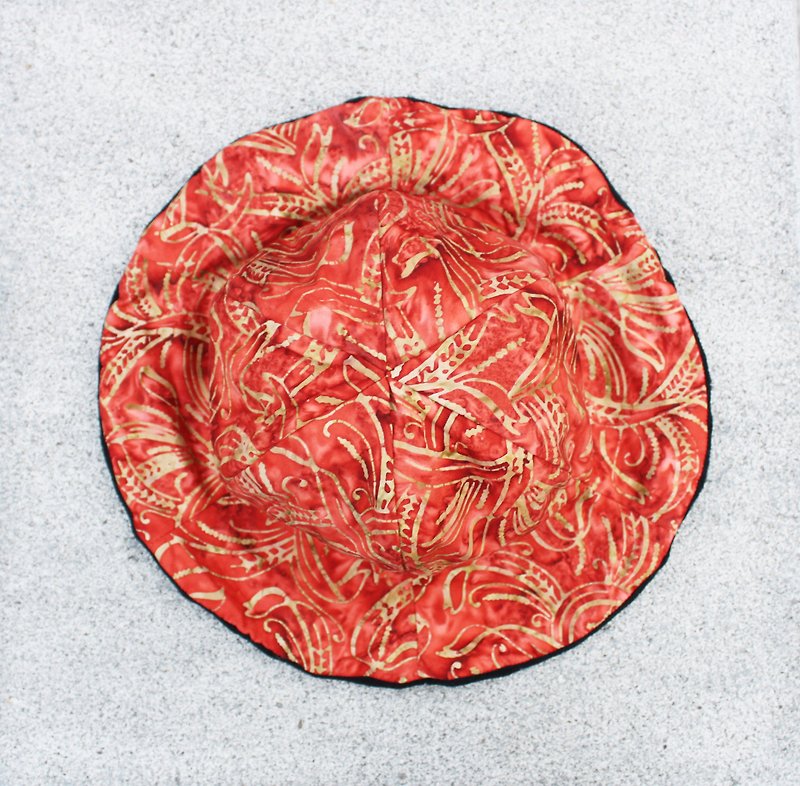【カーリーカーリー]赤/冬の帽子のキャップA花を定義します - 帽子 - その他の素材 レッド