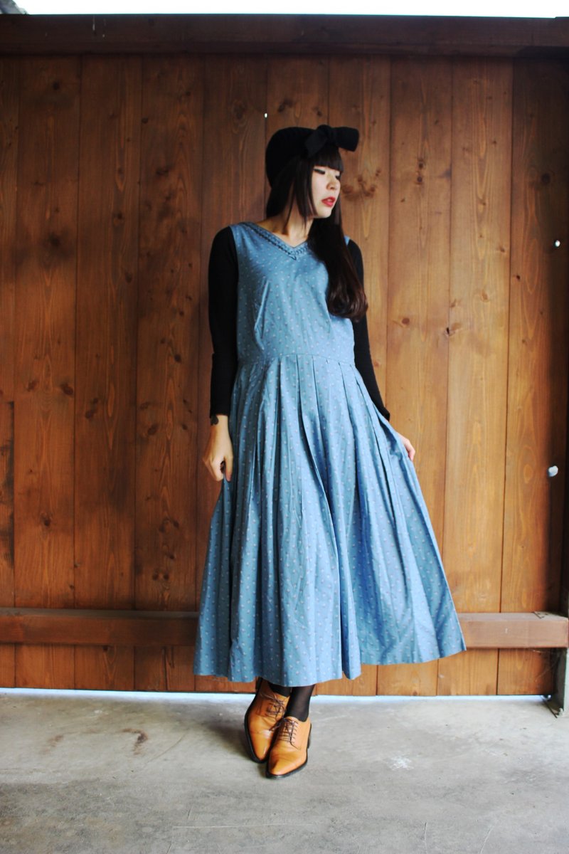 F847 (Vintage) blue floral cotton vest dress (traditional Austrian Dirndl) - ชุดเดรส - วัสดุอื่นๆ สีน้ำเงิน