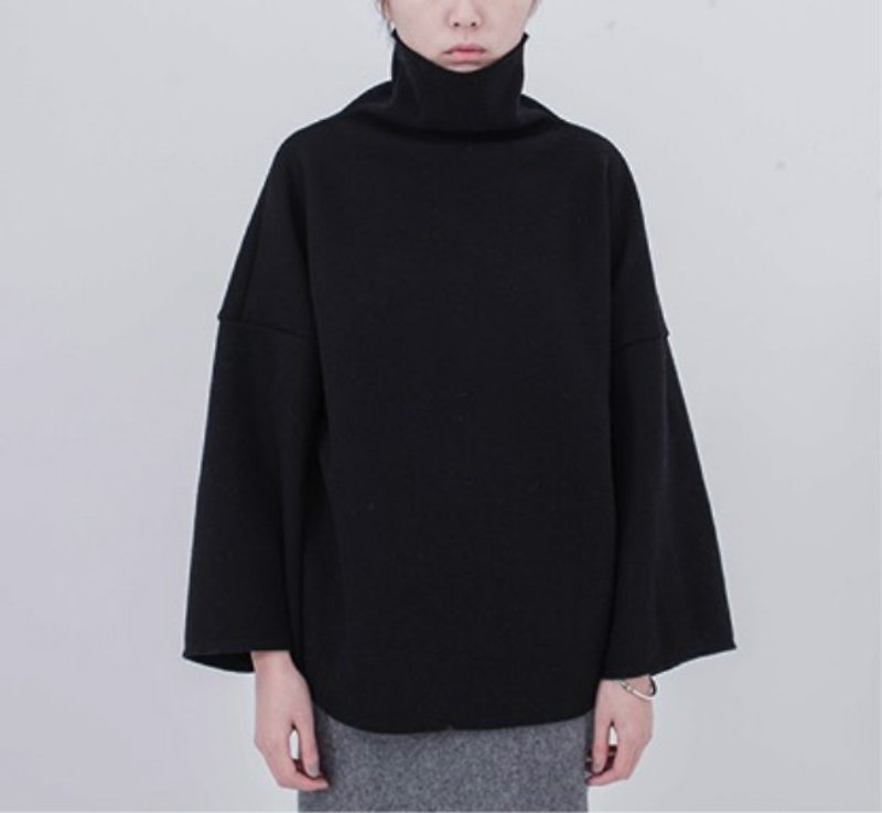 [] Thick black pullover cuff wide 95% wool fabric composite high collar worn around two big profile of black and gray and white minimalist ultra-loose | Fan Tata original independent design women's brands - สเวตเตอร์ผู้หญิง - ขนแกะ สีดำ