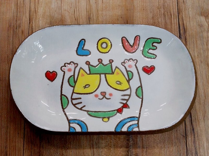 【造型盤】貓咪小王子─愛情萬歲 - 盤子/餐盤/盤架 - 陶 