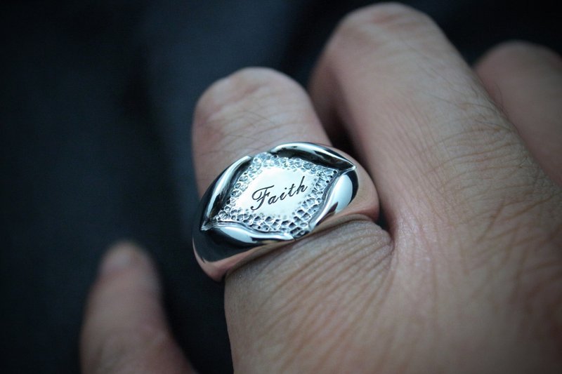 [Whale Tail Ring/Sterling Silver Ring] (can be customized with engraving/a symbol of luck/can be used as a pair of tail rings) - แหวนทั่วไป - เงินแท้ สีเงิน