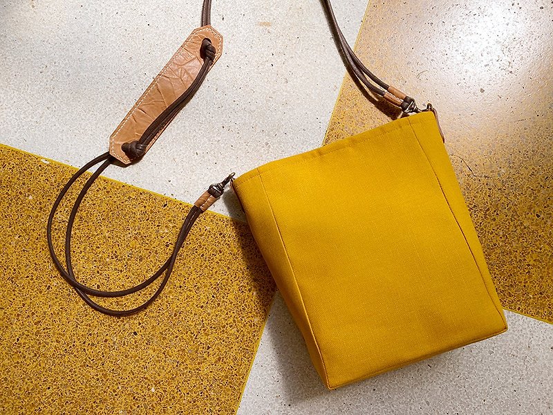 Small Wax rope crossbody bag in yellow cotton with crease leather - กระเป๋าแมสเซนเจอร์ - ผ้าฝ้าย/ผ้าลินิน สีเหลือง