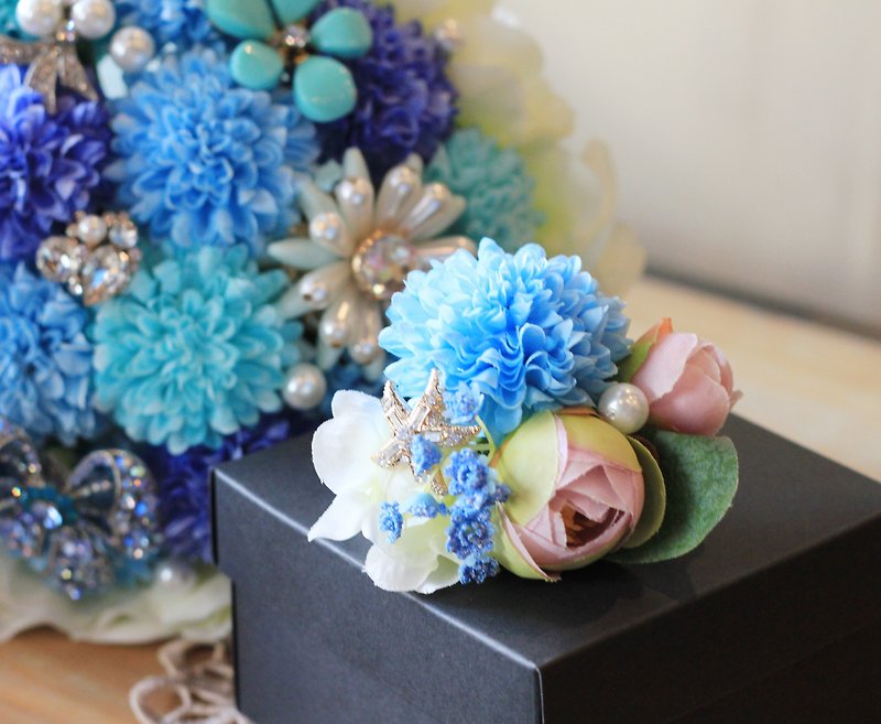 Jewelry bouquet [classic lace ball chrysanthemum] corsage and bouquet discount combination (Tiffany Blue) - เข็มกลัด - วัสดุอื่นๆ สีน้ำเงิน