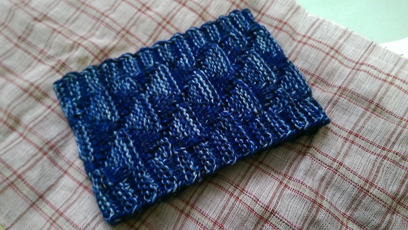 Lan Handmade Knitted Headband Triangle Weave (Flower Yarn Sea Blue) - Headbands - Other Materials Blue