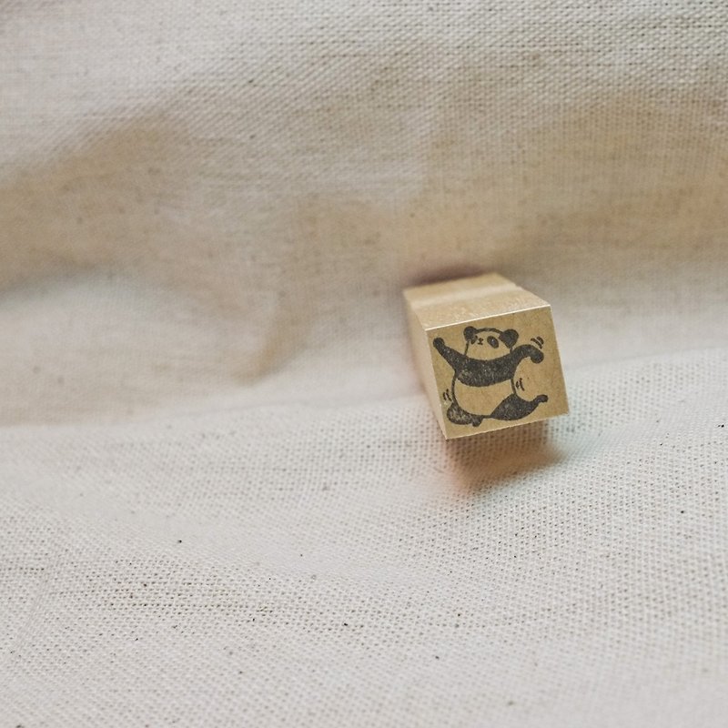 | Seal | No. 041 Motion Panda - Stamps & Stamp Pads - Wood Black