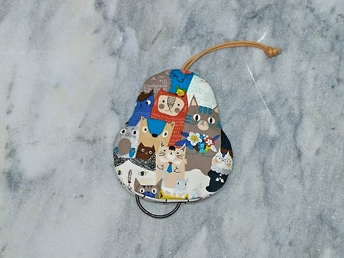 非玩布可-手作布雜貨 Play-handmade groceries 貓山貓海TWO(藍) 梨型鑰匙包【k181212】
