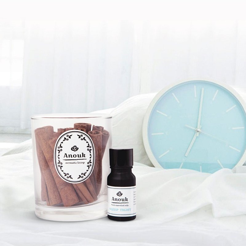 SLEEP TIGHT – 100% Pure Essential Oils (10ml) - น้ำหอม - พืช/ดอกไม้ สีน้ำเงิน