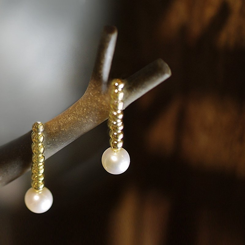 Personalized elegant pearl earrings LUCY - Earrings & Clip-ons - Gemstone Gold
