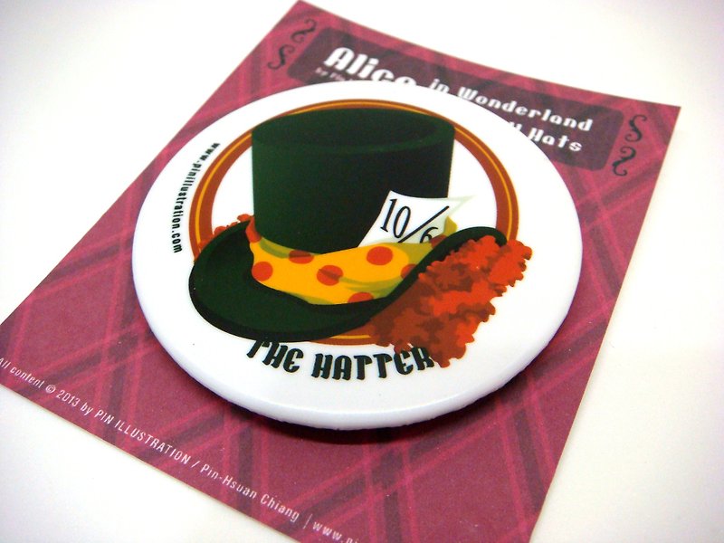 【Pin】Hatter│Alice in Wonderland│58 mm badge│Mint blue on the back - Badges & Pins - Plastic Green