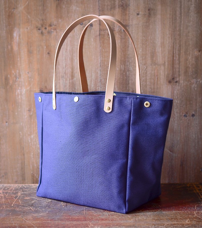 Simple Side Backpack・L・Navy - Messenger Bags & Sling Bags - Cotton & Hemp Blue