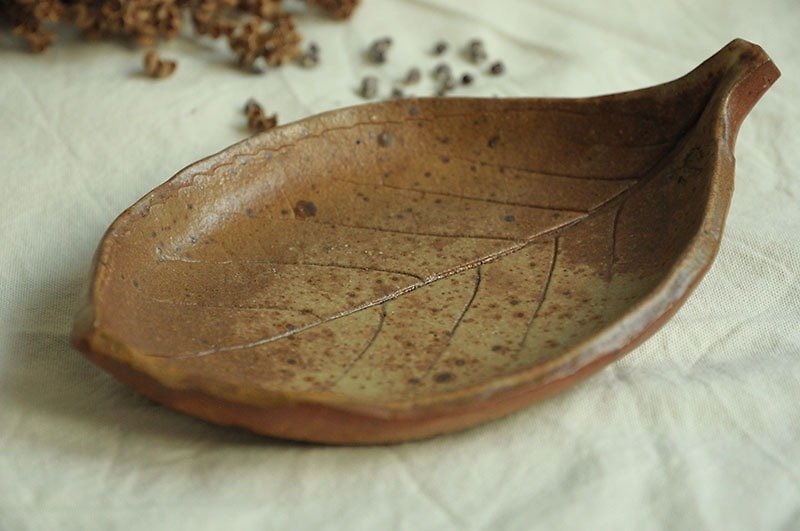 Living Tao. Three leaf discs. - Pottery & Ceramics - Other Materials 
