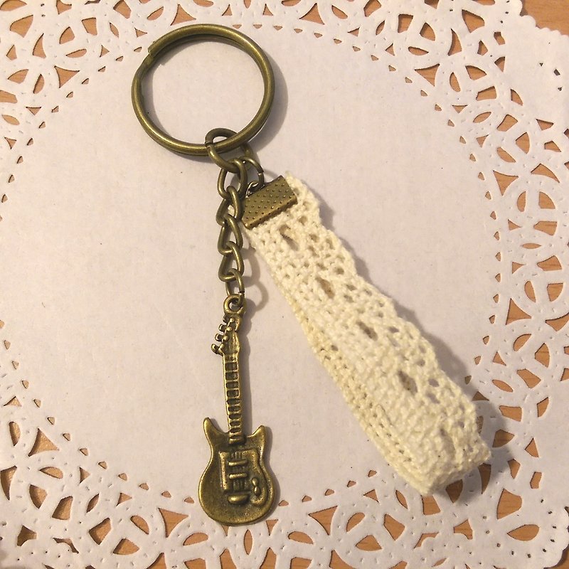 【Bass Ribbon Key Ring (Bronze)】 Musical Instrument Notes Striped Hand made Customized "Misi Bear" Graduation Gifts - Keychains - Other Materials Khaki