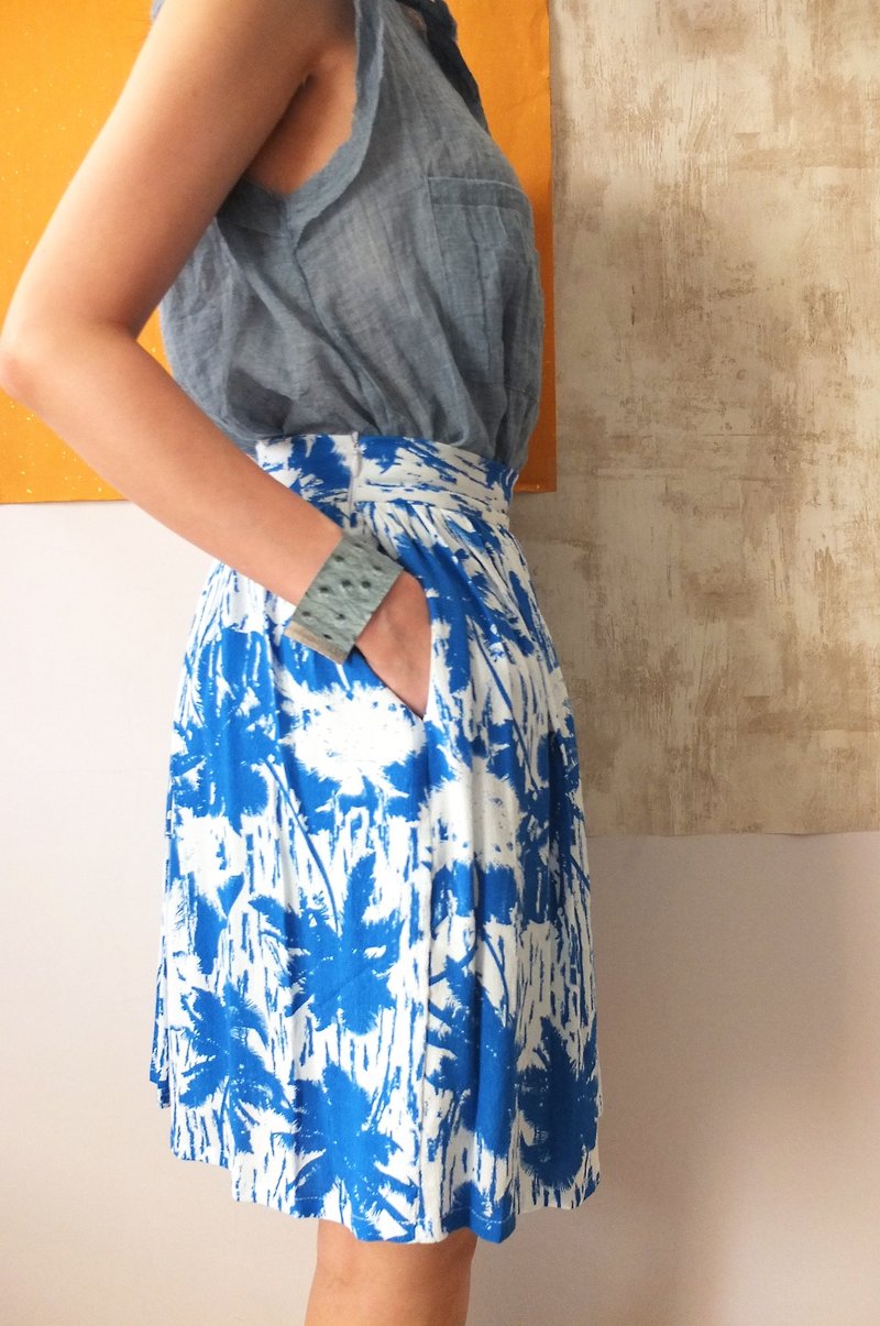 Coconut leaf style georgette silk A-line skirt - กระโปรง - วัสดุอื่นๆ 