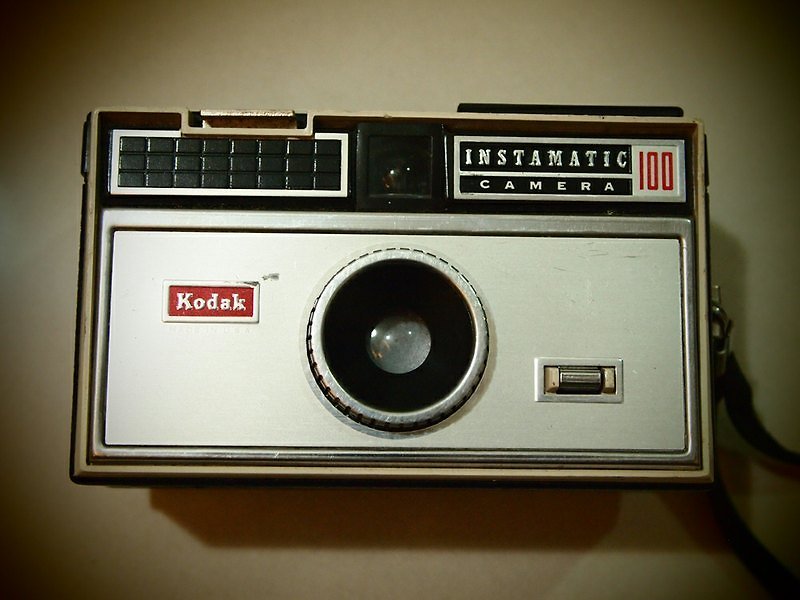 1970年古董Kodak 美國老相機 底片為126   - กล้อง - วัสดุอื่นๆ สีเทา